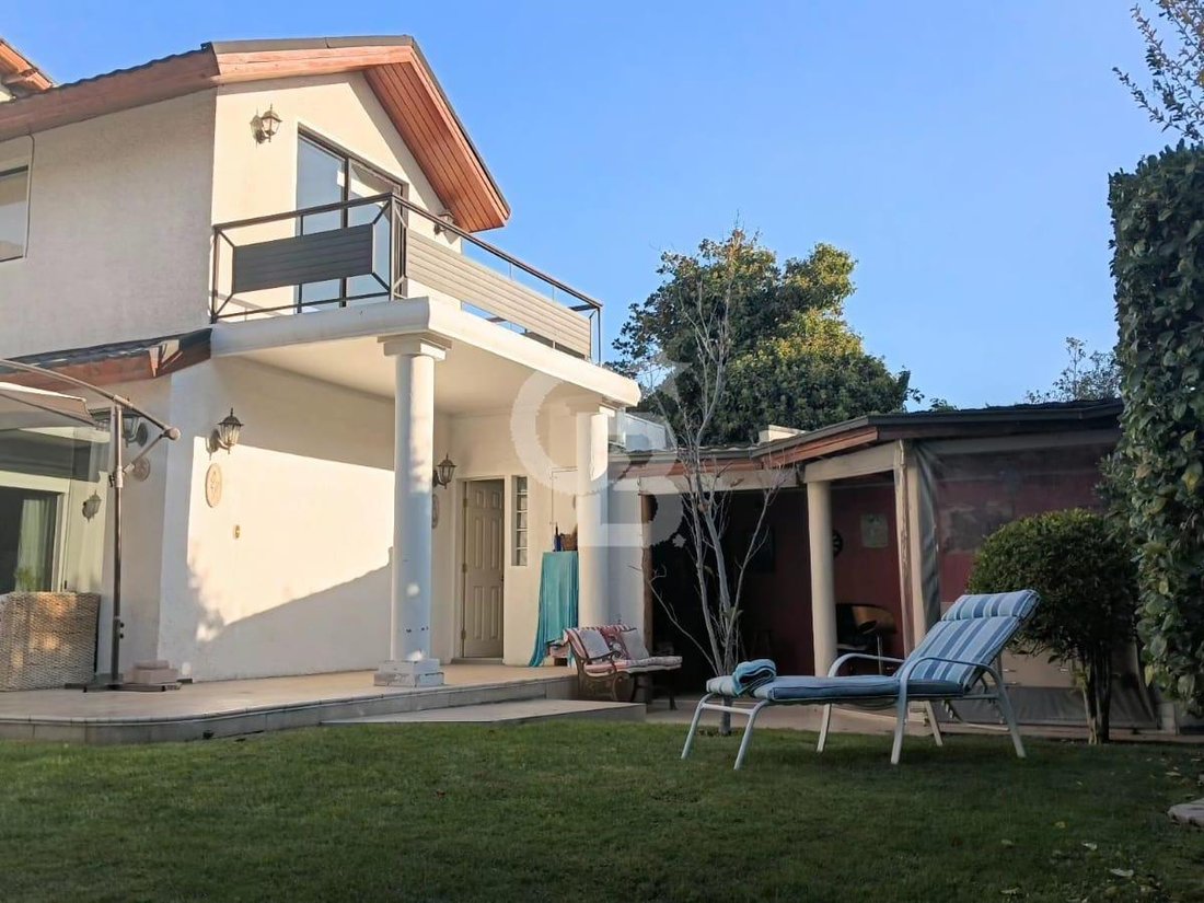House in Las Condes, Santiago Metropolitan Region, Chile 3 - 17896515