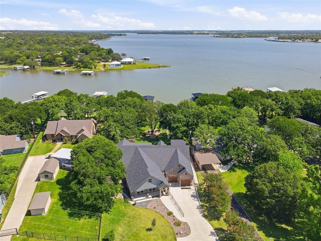 House in Azle, Texas, United States 1 - 17317551
