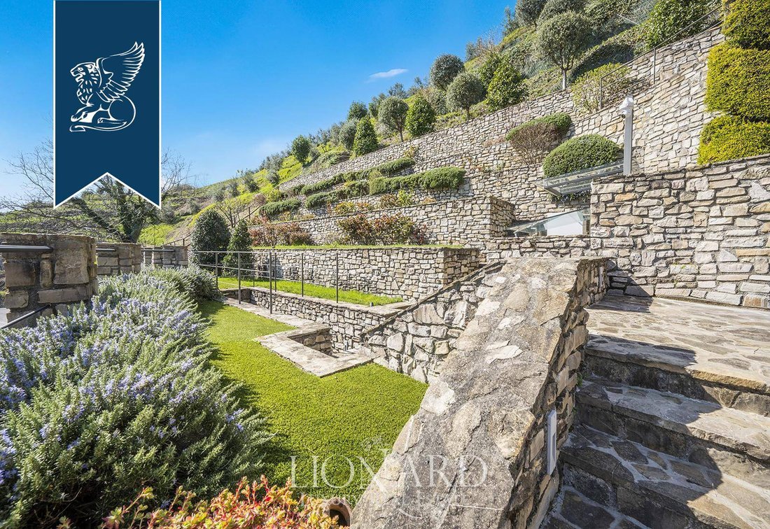 Villa in Montevecchia, Lombardy, Italy 3 - 17900268
