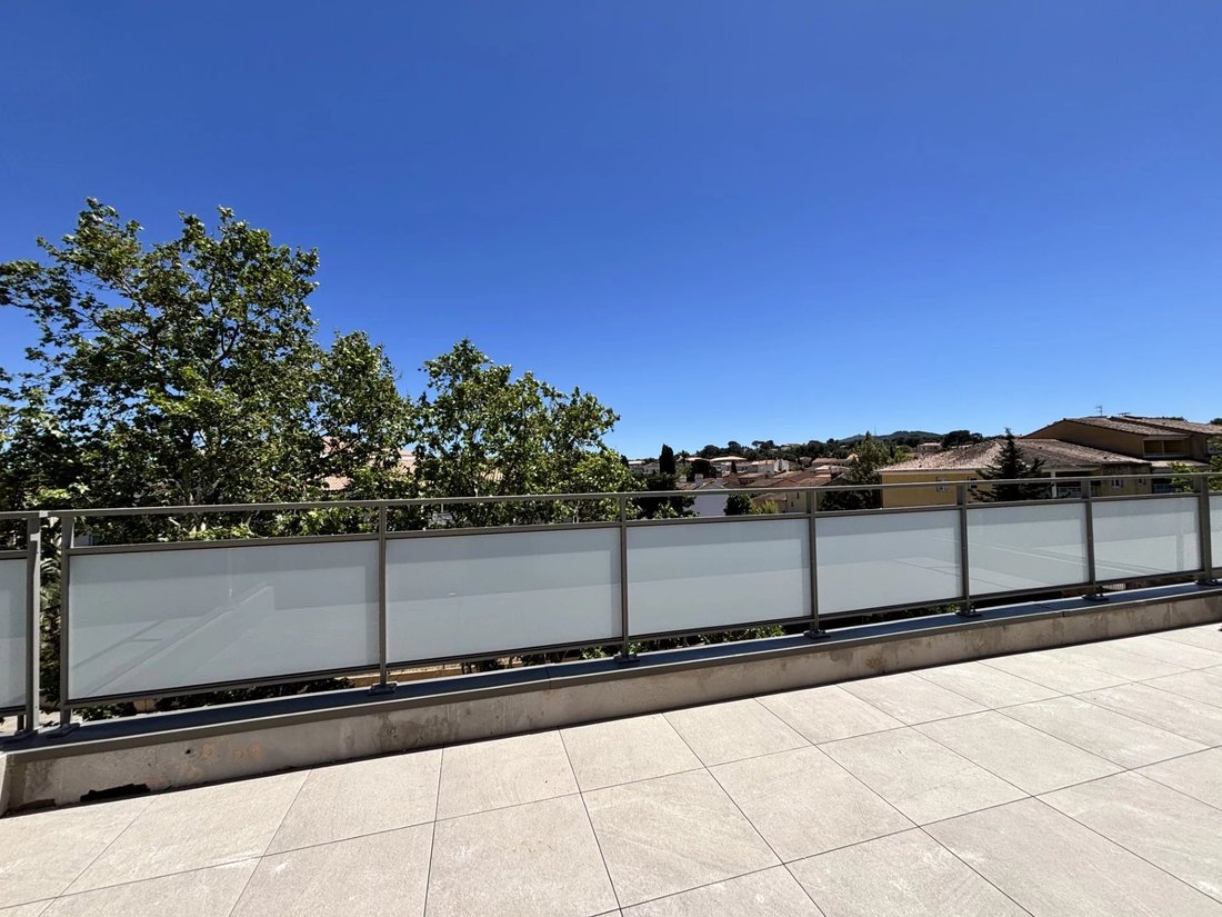 Apartment in Tante Victoire, Six-Fours-les-Plages, France 2 - 17728016
