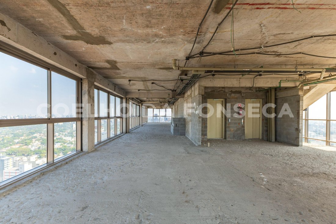 Condo in São Paulo, State of São Paulo, Brazil 5 - 17901021