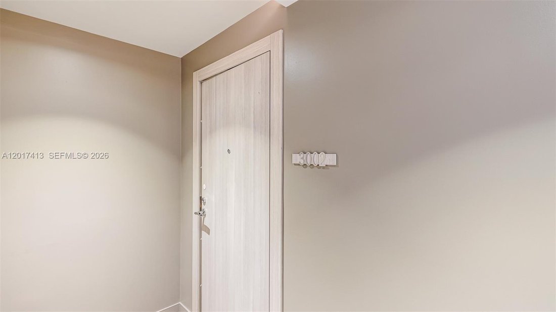 Condo in Miami, Florida, United States 5 - 17898597