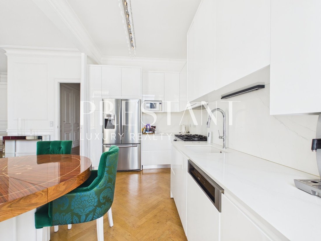 Apartment in Hôtel de Ville-Quinconce-Saint Seurin-Fondaudège, Bordeaux, France 5 - 17900200