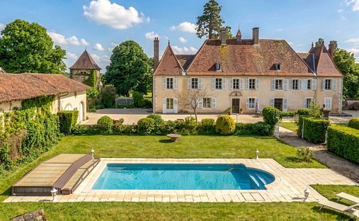 Villa in Croix Blanche-Près de Brou-Alagnier-Dîmes-Sardières, Bourg-en-Bresse, Frankreich 1