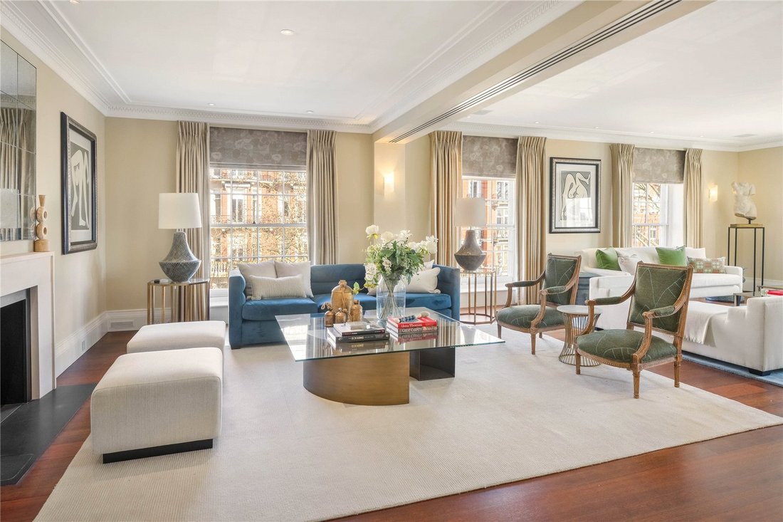 Apartment in Campden Hill, Kensington And Chelsea, England 2 - 17897505