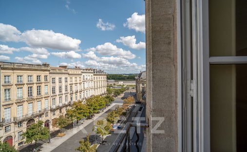 Apartment in Hôtel de Ville-Quinconce-Saint Seurin-Fondaudège, Bordeaux, France 1