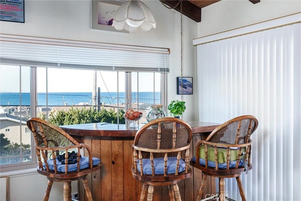 Cayucos, California, United States 5 - 17895576