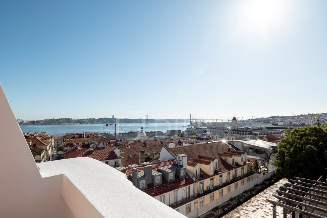 Apartment in Misericordia, Lisbon, Portugal 1 - 12294673