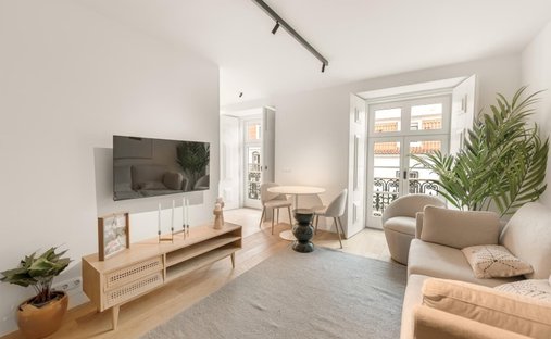 Apartment in Misericordia, Lisbon, Portugal 1