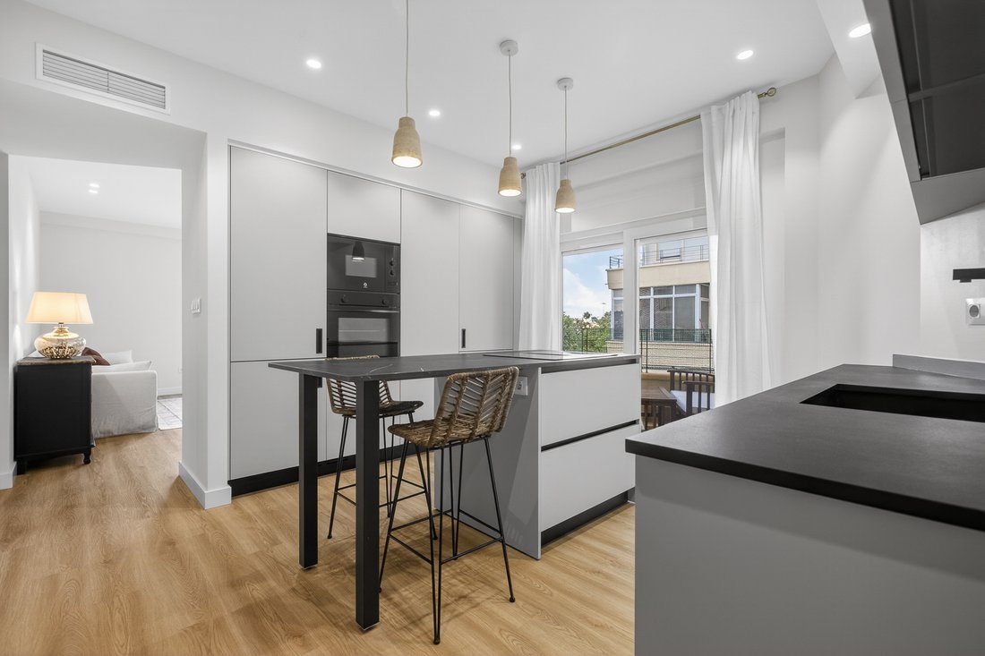 Apartment in Distrito San Pablo-Santa Justa, Seville, Spain 2 - 17814079
