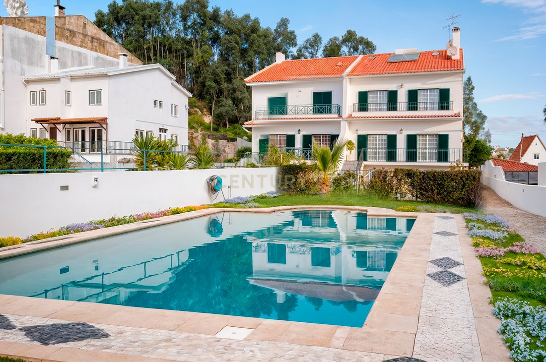 Villa in Rio de Mouro, Lisbon, Portugal 2 - 17327958