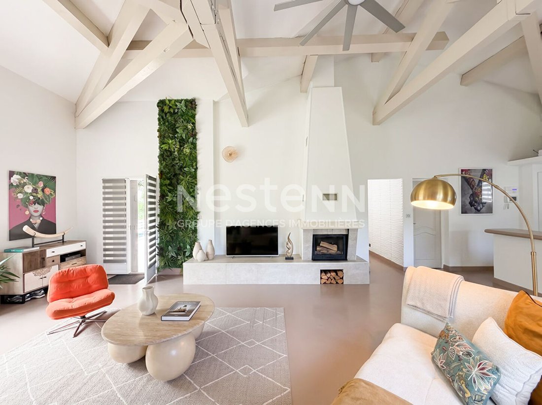 Villa in Hameau, Simiane-Collongue, France 5 - 17896815