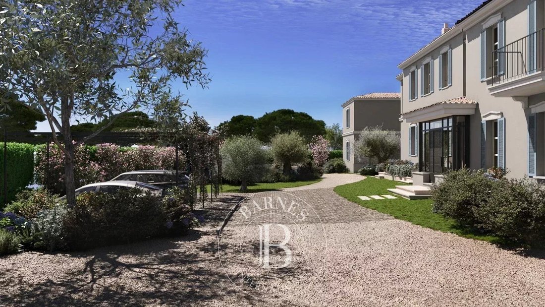 House in Zone Est Diffuse, Saint-Tropez, France 1 - 17900198