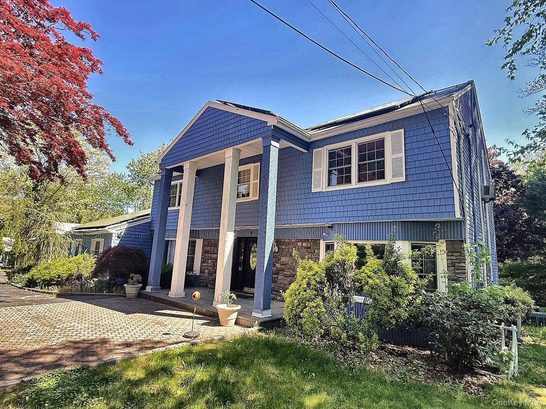 House in Huntington Station, New York, United States 2 - 17899037