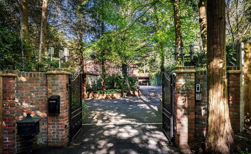 House in Ashtead, England, United Kingdom 1