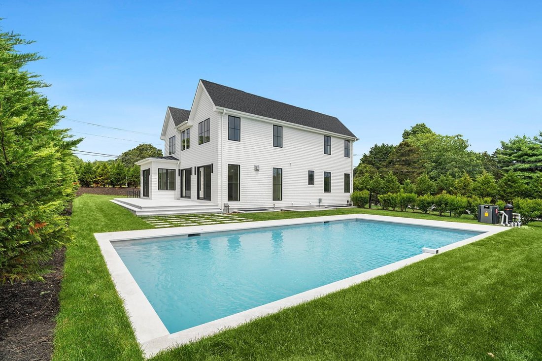 Southampton, New York, United States 3 - 17896660