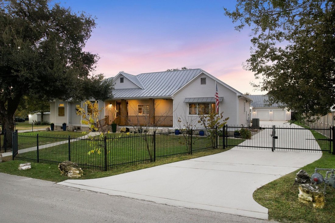 House in Houston, Texas, United States 1 - 17899841