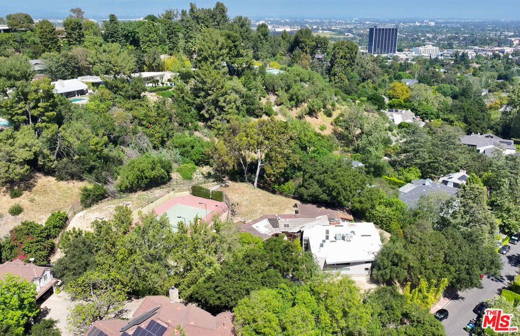 House in Los Angeles, California, United States 5 - 17899066