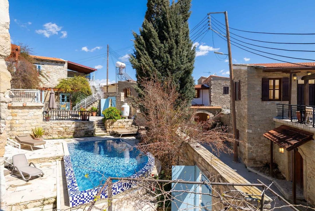 Tochni, Larnaca, Cyprus 2 - 17900326