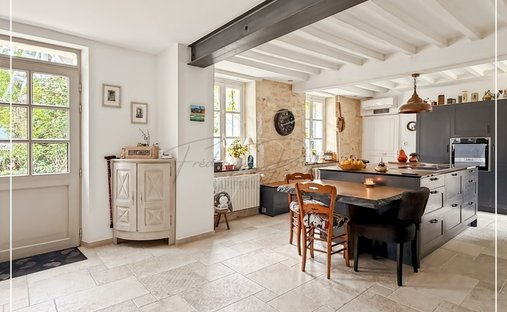 Farm Ranch in Agnetz, Hauts-de-France, France 1