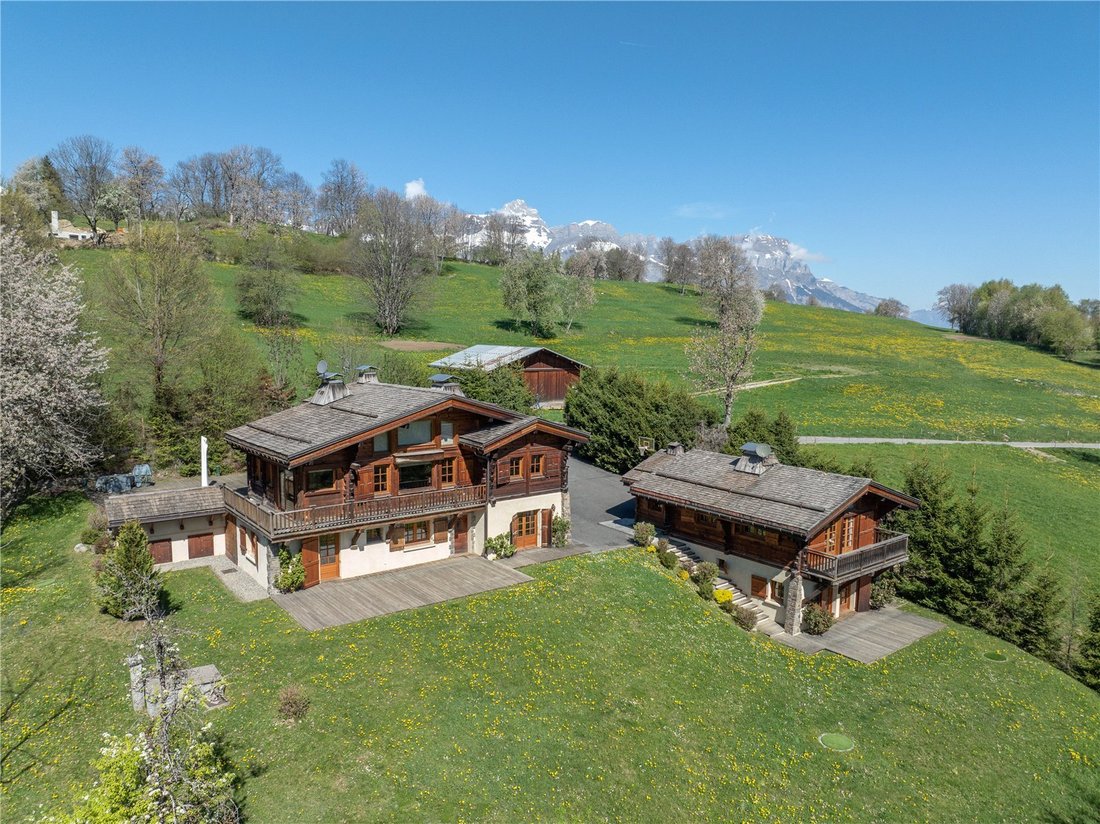 Chalet in Combloux, Auvergne-Rhône-Alpes, France 1 - 17897479