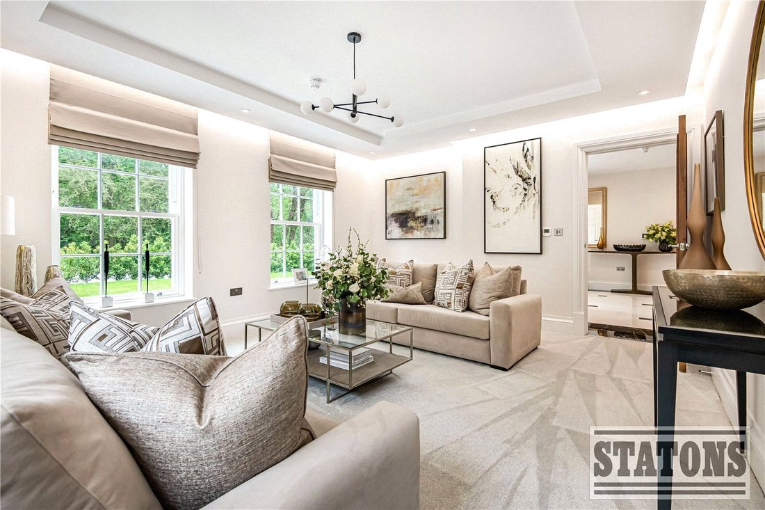 House in Cuffley, Northaw, England 3 - 17898324