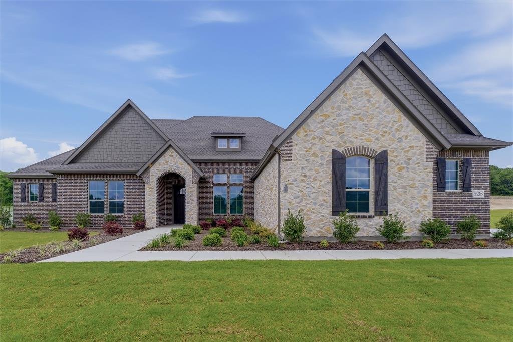 House in Granbury, Texas, United States 3 - 17236547