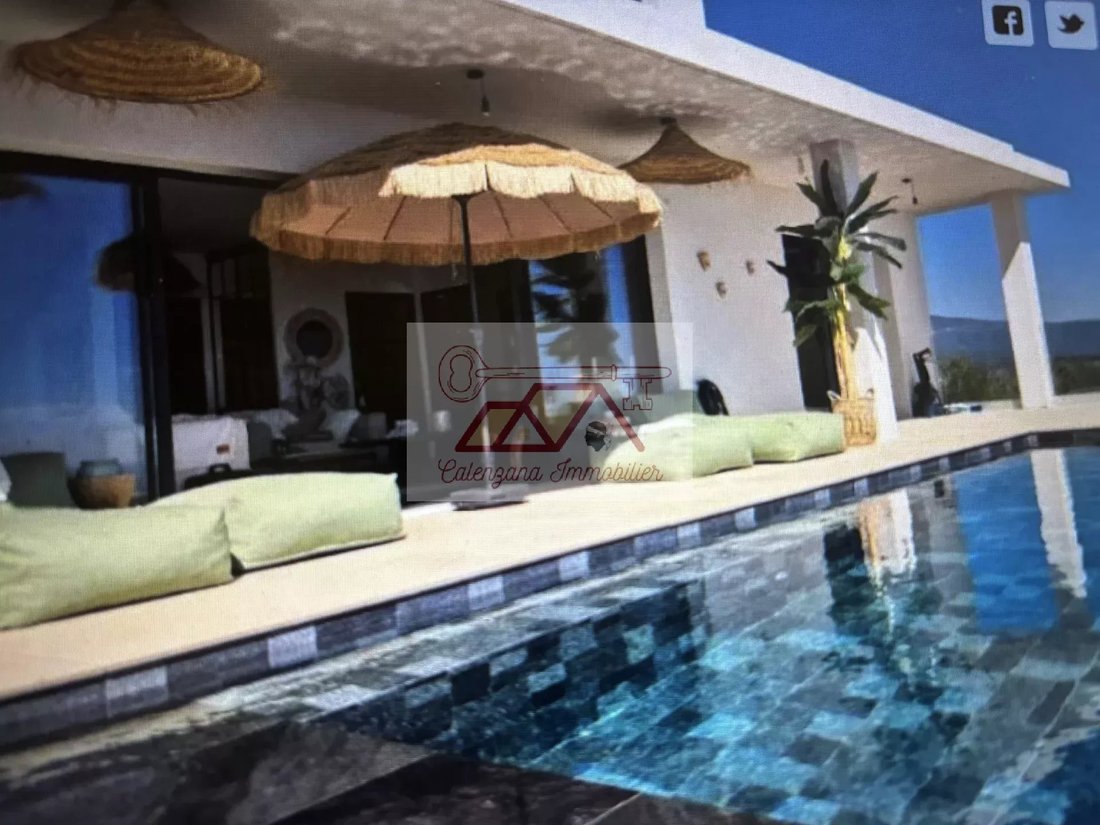 Estate in Sari-Solenzara, Corsica, France 5 - 17896957