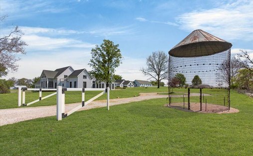 House in Three Oaks, Michigan, United States 1