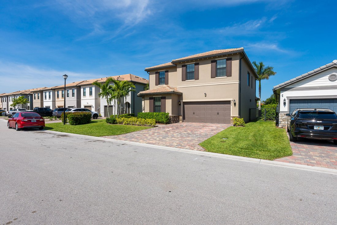 House in Lake Worth, Florida, United States 3 - 17899577