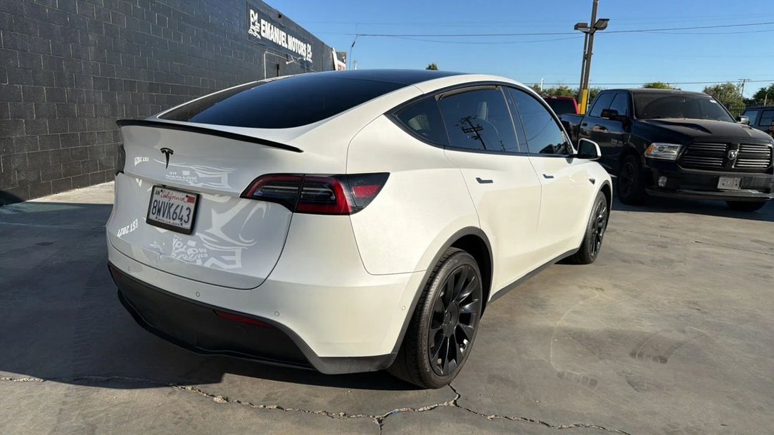 Suv in Lancaster, CA, United States 5 - 17900458