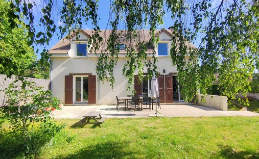 House in Limours, Ile-de-France, France 1