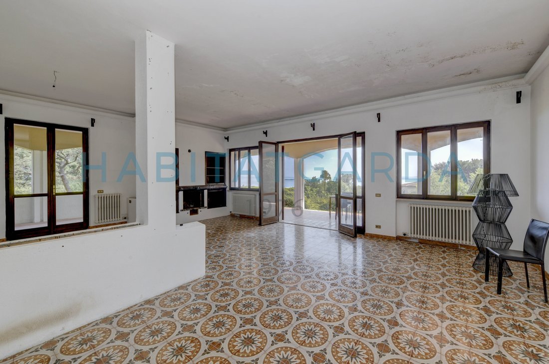 Villa in Soiano del Lago, Lombardy, Italy 2 - 17900835