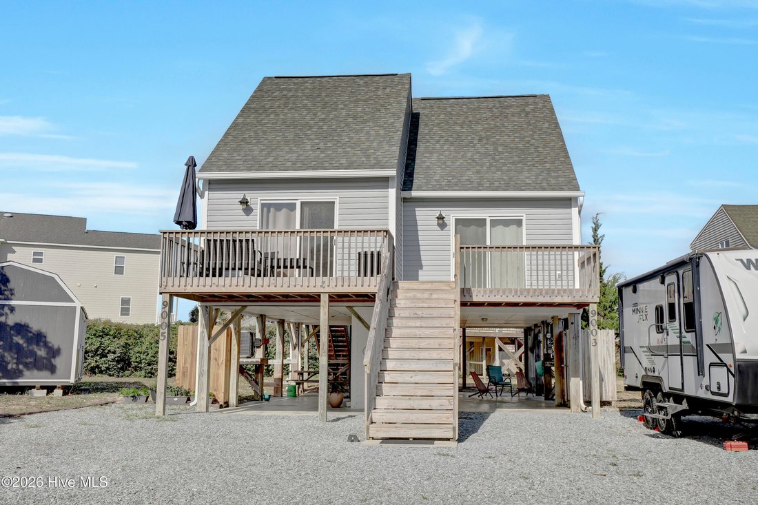 Apartment in Topsail Beach, North Carolina, United States 1 - 17898071