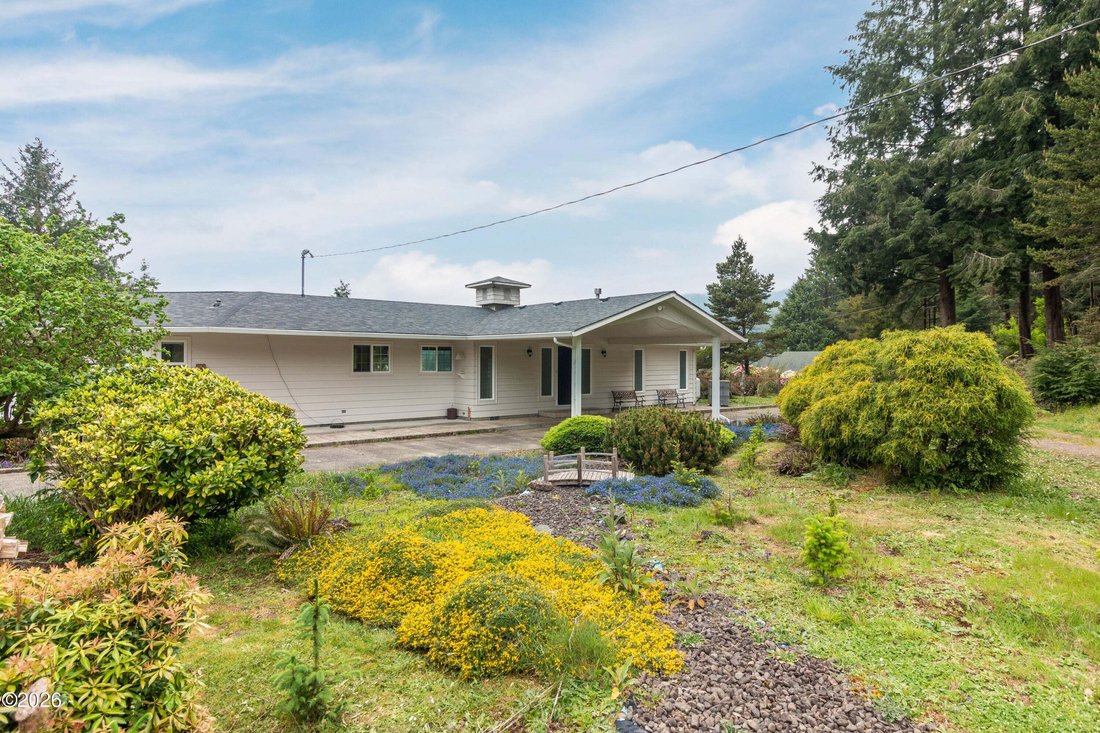 House in Tillamook, Oregon, United States 2 - 17897874