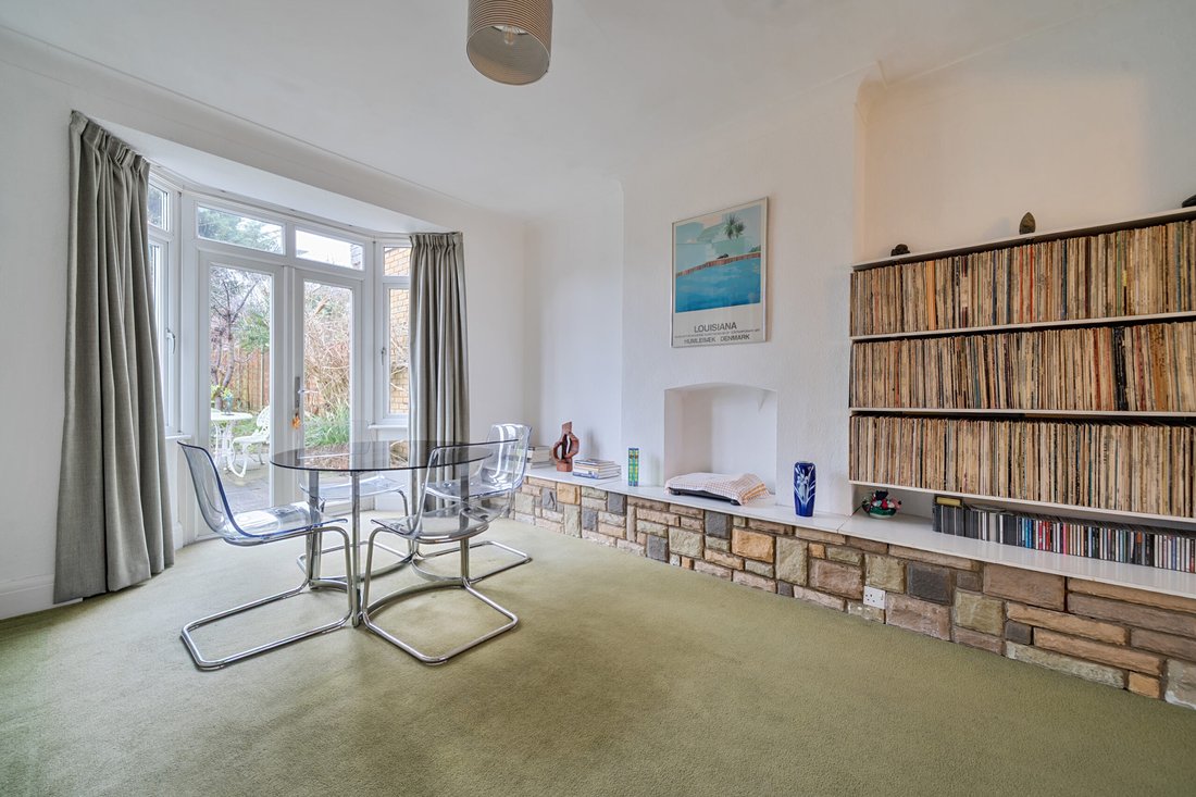 House in Barnet, England 4 - 17895458