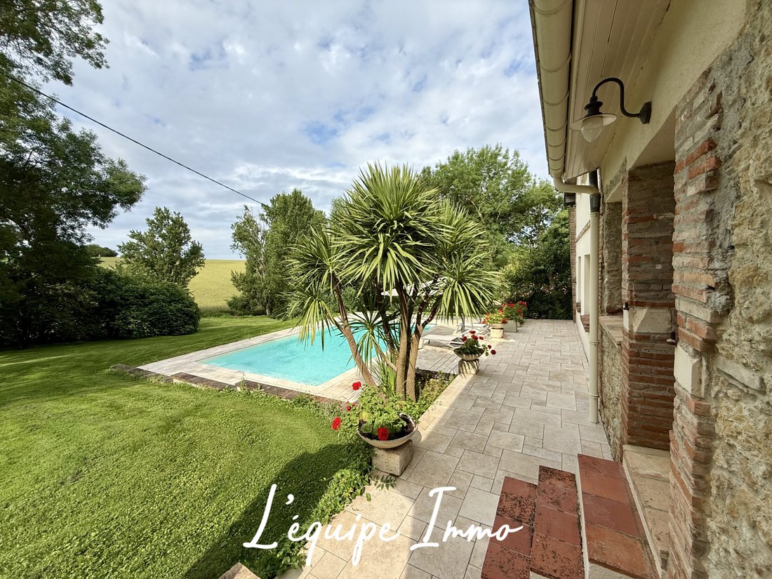 House in Casse Martin, L'Isle-Jourdain, France 3 - 16498726