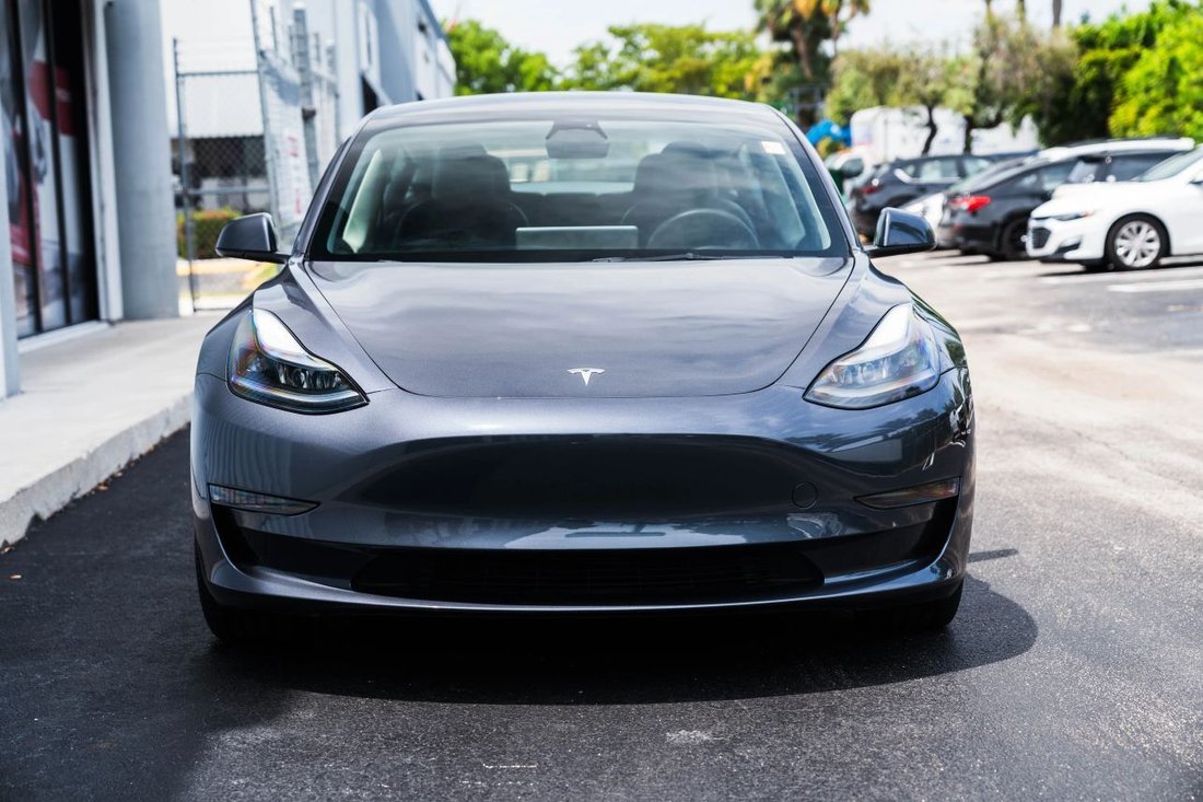 Sedan in Boynton Beach, FL, United States 2 - 17831107