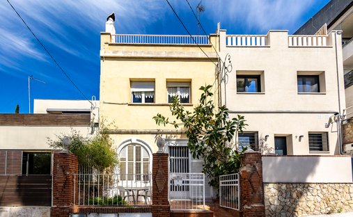 Townhouse in Esplugues de Llobregat, Catalonia, Spain 1