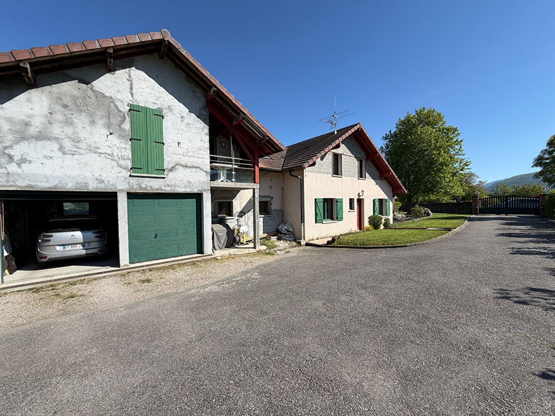Villa in Bassy, Auvergne-Rhône-Alpes, France 5 - 17896826