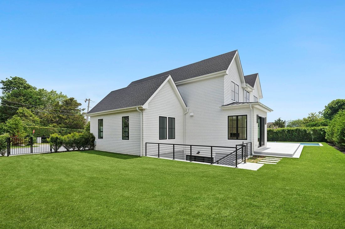 Southampton, New York, United States 4 - 17896660