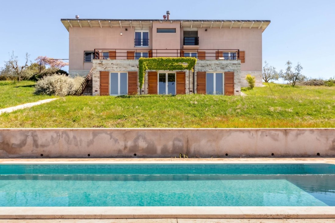 Villa in Canino, Lazio, Italy 1 - 17900834