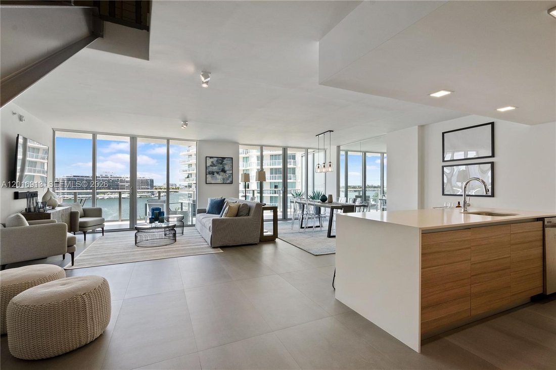 Condo in Miami Beach, Florida, United States 1 - 17898555
