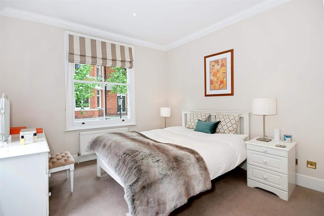 Apartment in Campden Hill, Kensington And Chelsea, England 5 - 17901345