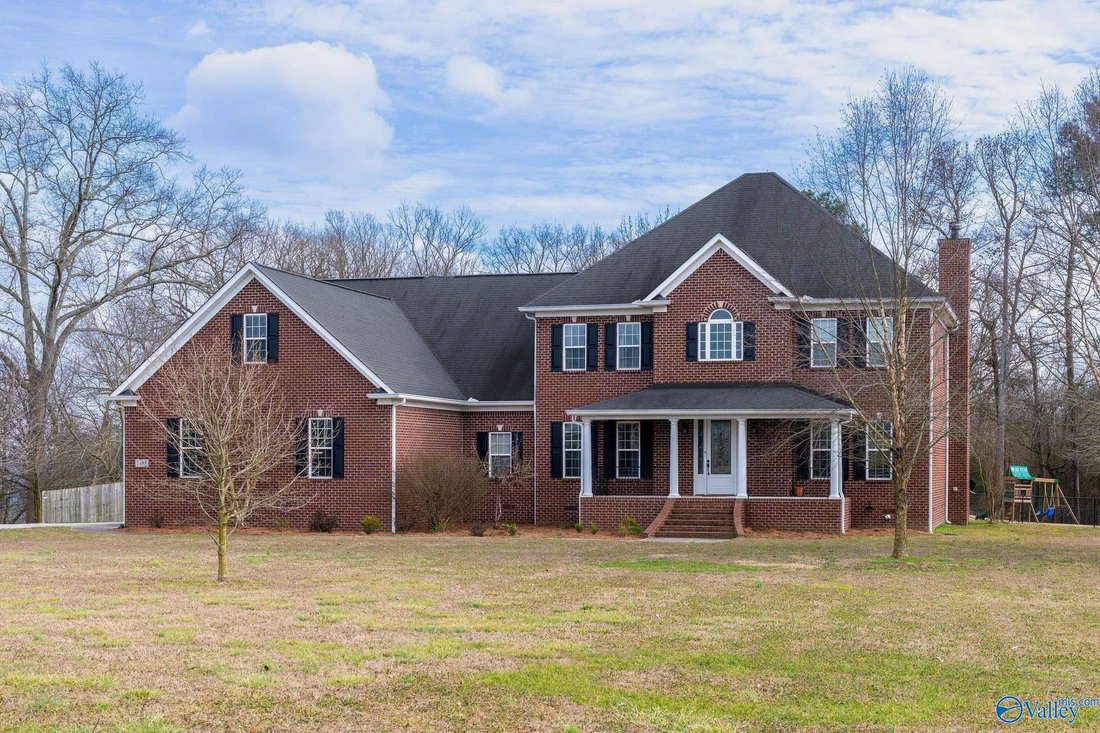 House in Guntersville, Alabama, United States 3 - 17681233