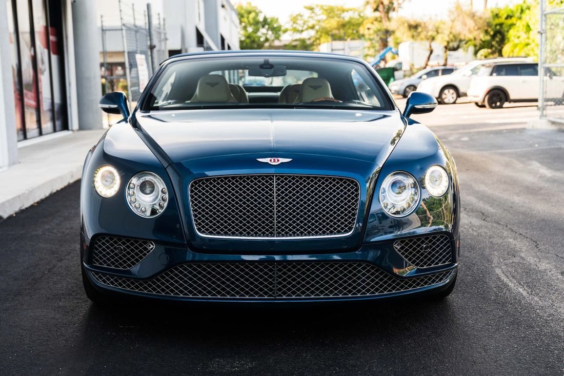 Cabriolet in Boynton Beach, FL, United States 2 - 17883347