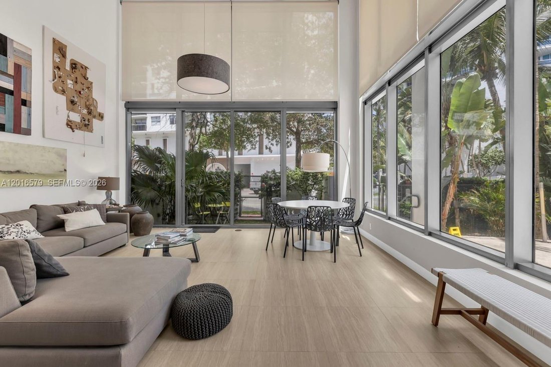 Condo in Miami Beach, Florida, United States 1 - 17895869