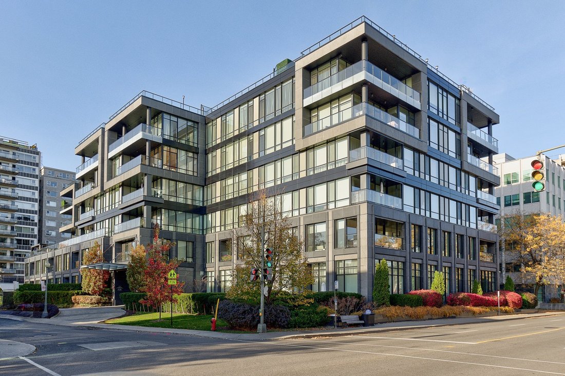 Condo in Westmount, Quebec, Canada 1 - 17327669