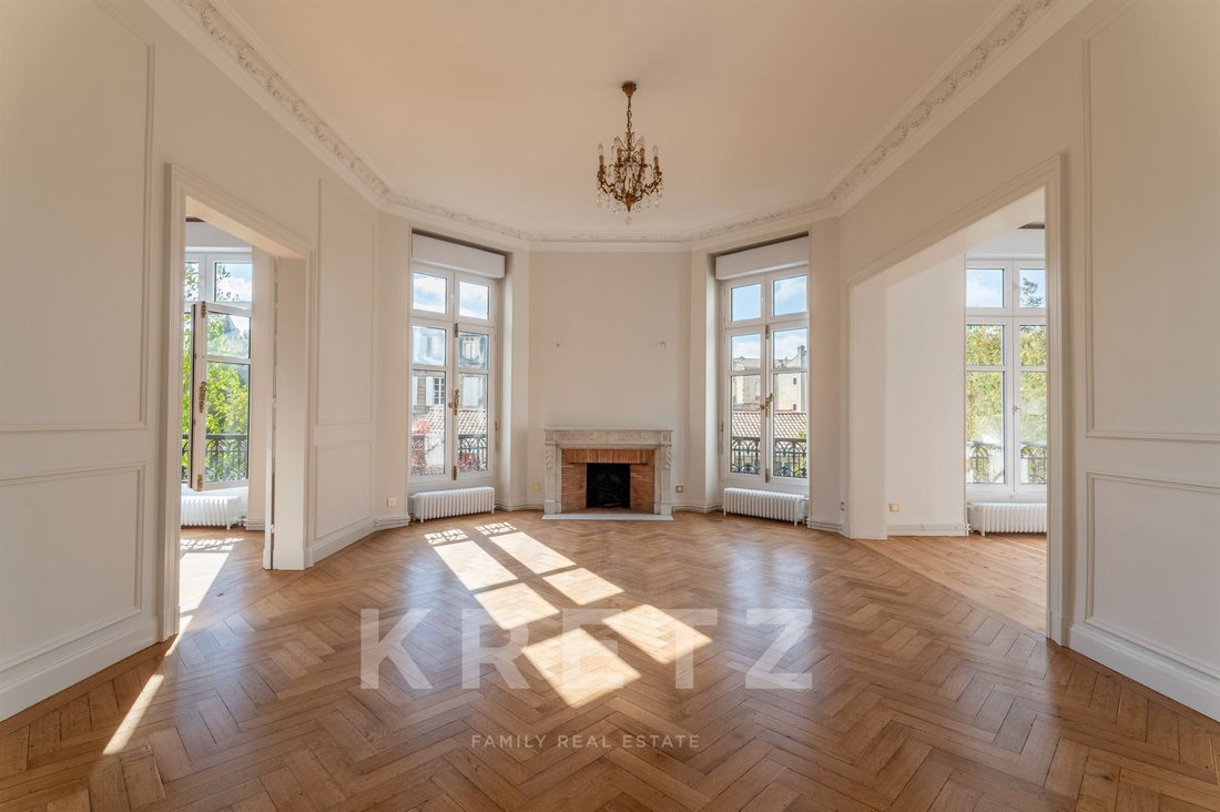 Apartment in Hôtel de Ville-Quinconce-Saint Seurin-Fondaudège, Bordeaux, France 1 - 17897184