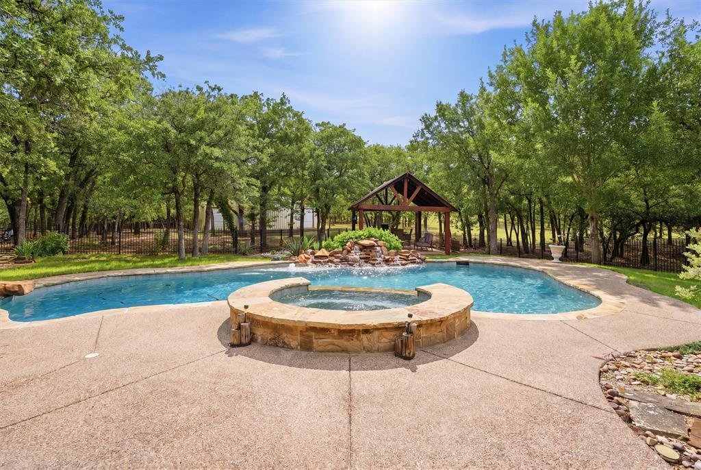 Haus in Azle, Texas, Vereinigte Staaten 2 - 17901796